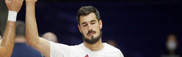 Zvanično: Kalinić predstavljen u Barseloni!