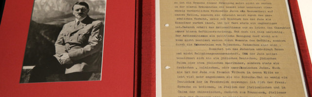 UPRKOS PRIMEDBAMA JEVREJA: Hitlerovi govori prodati na aukciji