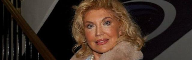 "Taj auto nikome nije doneo sreću": Suzana Mančić otkrila istinu o Kneletu i famoznom "poršeu"