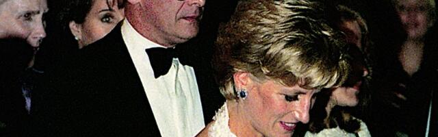 Otvorena vremenska kapsula princeze Dajane nakon 30 godina! Evo šta je bilo UNUTRA (VIDEO)