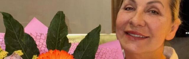 Isplivala slika sa proslave 69. rođendana Vesne Zmijanac: Evo ko joj je priredio iznenađenje, ona bez šminke