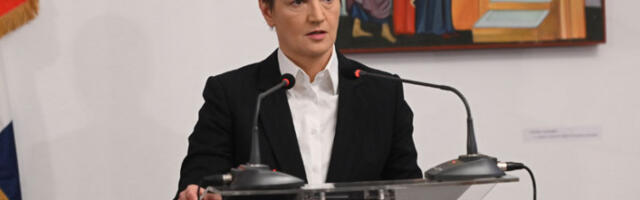 Ана Брнабић на свечаној академији у Крагујевцу: „Испред нас је увек један циљ – Србија“