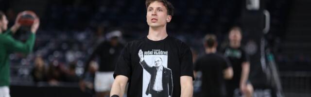 Košarkaši Partizana nose posebne majice u čast Duška Vujoševića, ovako su izašli na teren pred Žalgiris