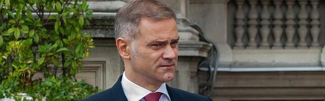 Stefanović: Srbija ne može da lebdi u limbu