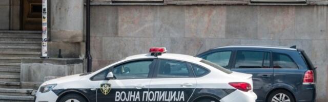 Šta radi vojna policija u Ćacilendu? (FOTO)