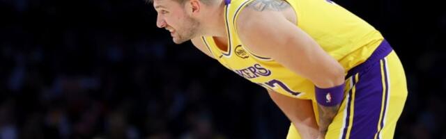 Lejkersi u problemu, povredio se Dončić