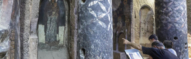 OTKRIVENA NEOBIČNA FRESKA GOLOBRADOG HRISTA: Arheološko otkriće koje iznenađuje stručnjake i pomera granice istorije (VIDEO)