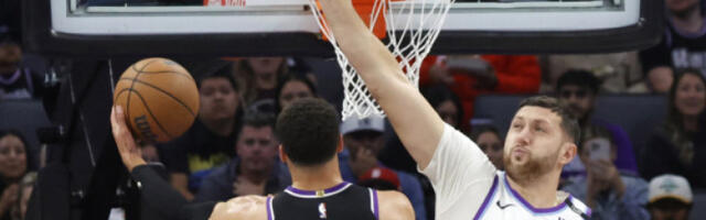 Јусуф Нуркић због повреде завршио сезону у НБА лиги