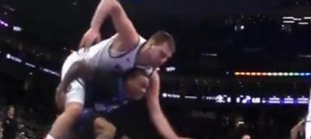 SKANDALOZNI NAPADI NA JOKIĆA! Zbog ovih poteza optužuju ga da je FOLIRANT - podigla se velika bura: Sramne prozivke američkih komentatora u prenosu uživo!