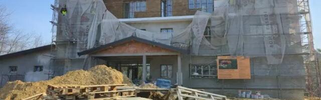 Dašić: Za 15 dana gotovi radovi na glavnom objektu Dečjeg odmarališta  Bogdan Milanović  na Bešnjaji, sledi parterno uređenje (FOTO)