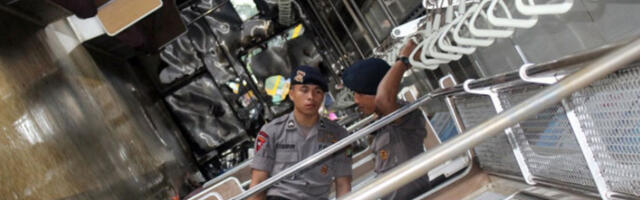 Судар возова код Џакарте, без жртава, отежан железнички саобраћај