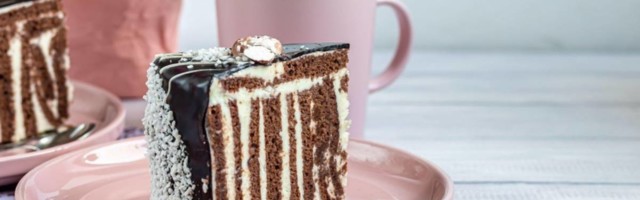 Kremasta zebra torta koja se ne peče će vas kupiti na prvi zalogaj - recept koji traže svi koji probaju desert