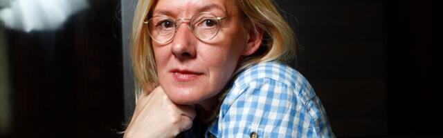 Ovako izgleda SIN Olje Bećković koga je dobila u braku sa pokojnim mužem Vladimirom Višnjićem, nema ga nigde u javnosti, isplivala samo jedna fotografija