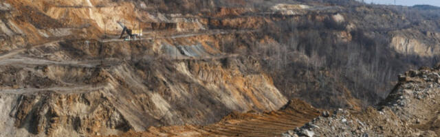 Колико кошта америчка љубав за Украјину