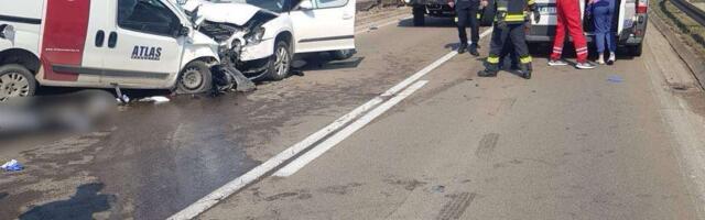 Jedna osoba stradala u teškoj saobraćajnoj nesreći kod Gružanskog jezera