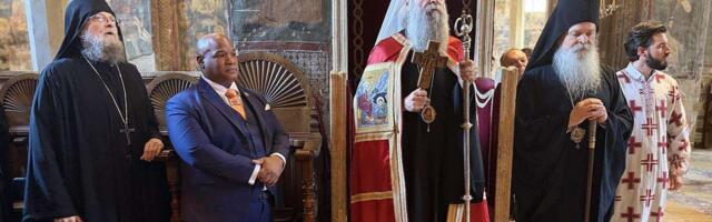 Pastor Berns pozvao Prištinu da trajno omogući patrijarhu Porfiriju nesmetan pristup Pećkoj patrijaršiji