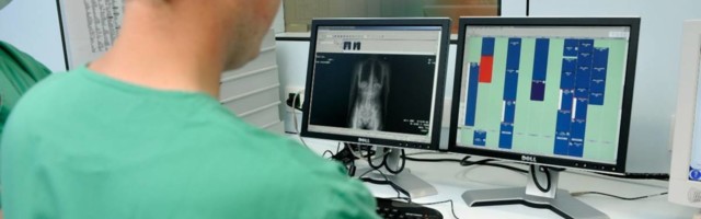 Doktorka u Hrvatskoj odbja da ljude sa simptomima šalje na test za koronu i na vakcinisanje, tvrdi da je epidemija izmišljena