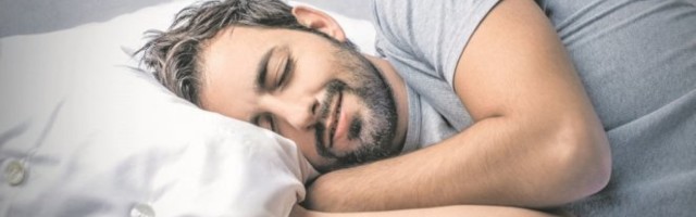 KLJUČNA JE DUŽINA! Popodnevna dremka NIJE BEZOPASNA - evo koliko je MAKSIMALNO poželjno!