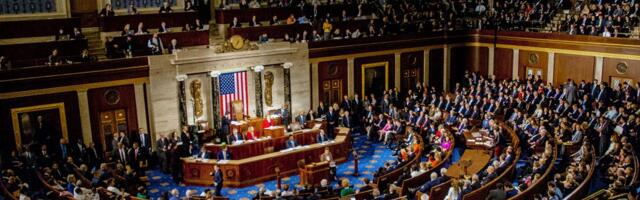 SENATORI MOLE TRAMPA DA POMOGNE UKRAJINI: Zaplenite rusku imovinu i pošaljite novac Kijevu