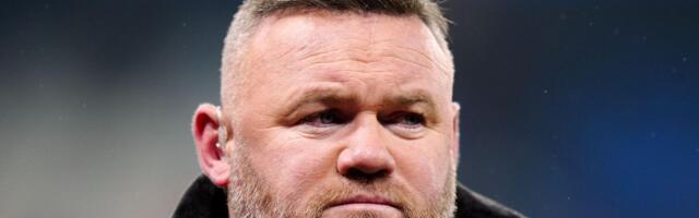 Trese se Old Traford: Runi se vraća u Mančester junajted!