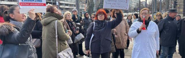 Zaposleni u Apotekama Beograd: Na sastanku s rukovodstvom nije izneto nijedno konkretno rešenje