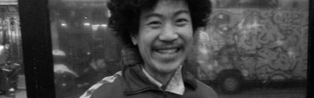 Poznati komičar POGINUO nakon pada sa osmog sprata zgrade u Parizu: Objavljen neverovatan uzrok tragedije