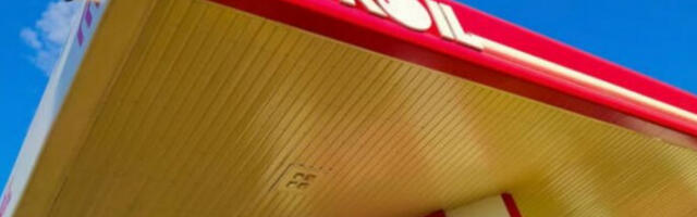 Румунија: три компаније преговарају о куповини Лукоилових румунских актива