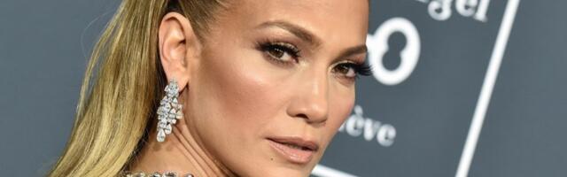 "Da li je bila gruba prema snimatelju ili je jednostavno takva?" Širi se viralni snimak Džej Lo sa Zlatnog globusa (VIDEO)