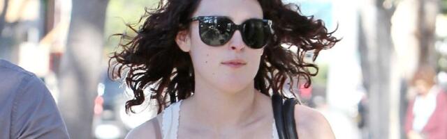 Roditelji NE ZNAJU GDE ĆE SA PARAMA, a ona radi 4 posla i svađa se sa svima: I dalje doji trogodišnje dete