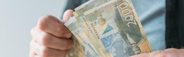 DA LI VAM JE LEGLO 50.000 DINARA?! Proverite račune  - evo ko ima prava na isplatu!