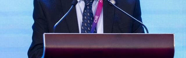 Mesić: "Hrvatski državni vrh toleriše relativizaciju zločina NDH. Jasenovac je bio gubilište"