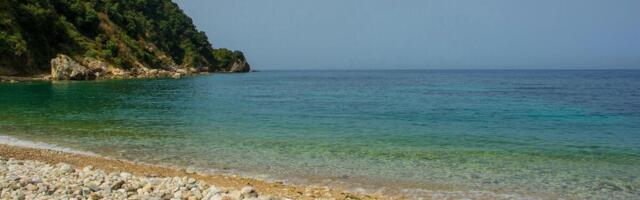 Rampa do kraja leta! Hitno zabranjen pristup čuvenoj grčkoj plaži, turisti mogu samo da je posmatraju sa vidikovca