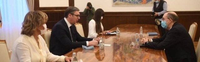 VISOK STEPEN MEĐUSOBNOG RAZUMEVANJA SRBIJE I ITALIJE! Vučić se sastao sa ambasadorom Karlom Lo Kašom! Foto