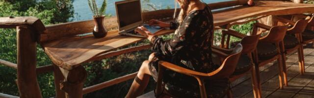 Greške zbog kojih možete da postanete žrtva prevare, a prave se na godišnjem odmoru