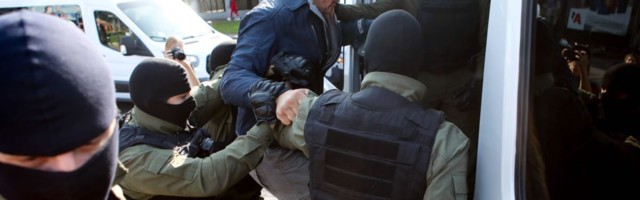 Više desetina demonstranata privedeno u Minsku