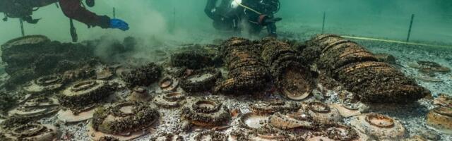 SENZACIONALNO OTKRIĆE! Blago staro 2.000 godina pronađeno na dnu jezera: Stotine predmeta ostalo netaknuto!