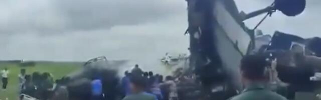 Запалио се војни авион, петоро страдало