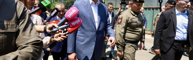 Вучић: Здравко Понош ужива у благодетима данашње Србије