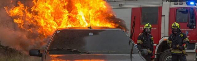Na autoputu „Miloš Veliki“ između Gornjeg Milanovca i Ljiga zapalio se automobil