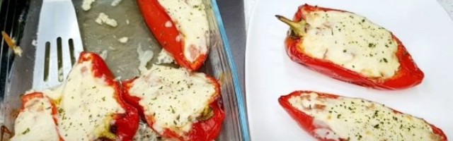 ZAPEČENE PAPRIKE U PAVLACI! Recept koji MORATE DA PROBATE - može kao SALATA, ali i kao OBROK!