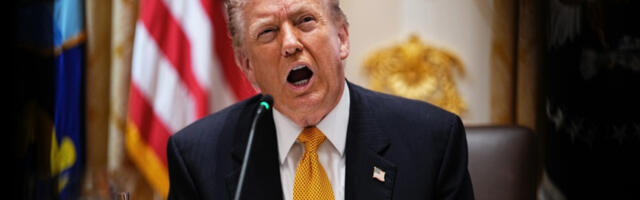 DONALD TRAMP IZDAO HITNO NAREĐENJE! Oglasila se administracija