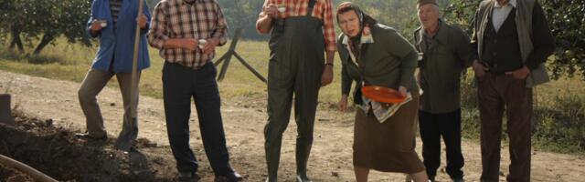 Evo kako je serija "Selo gori, a baba se češlja" dobila ime: Radoš Bajić je imao jedan cilj, naziv ima jaku simboliku