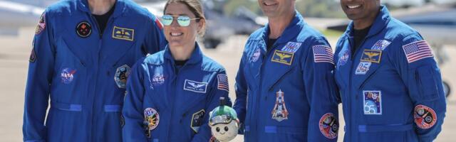 NASA ŠALJE LJUDE OKO MESECA: Raketa od 32 sprata spremna za polazak posle više od pola veka! Na put kreće četvoro astronauta! (FOTO)