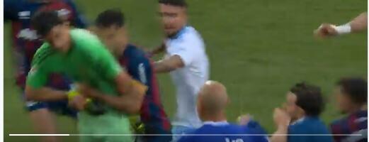 PESNICOM NOKAUTIRAO RIVALA! Sada je stigla kazna - evo koliko će biti "na hlađenju"