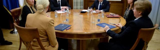 OPTUŽNICU PROTIV EDINA VRANJA USTUPAMO SARAJEVU: Predsednik Srbije sa tužiocima i ministrom policije o regionalnoj saradnji