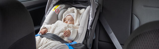 POLICAJAC JE UGLEDAO BEBU U VRELOM AUTU: Razbio je prozor, izvukao dete i počeo oživljavanje - ali nešto nije bilo u redu! (VIDEO)