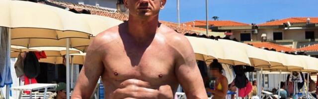 Dečko Jovane Jeremić pokazao isklesano telo! Tigar sa voditeljkom napustio Srbiju, pa objavio slike sa plaže