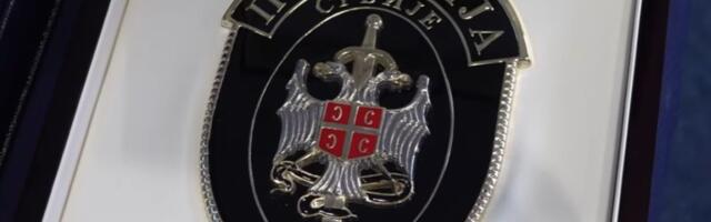 Zvonka Veselinovića čuva aktivni snajperista SAJ-a