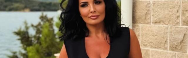 Milena Popović u brutalnom miniću, oglasila se sa mora: Zauzela pozu, zbog ovoga pljušte komentari