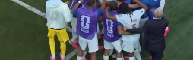 Ova proslava gola je mogla biti kobna za Francuze: Rezervni golman sprečio katastrofu o kojoj bi se dugo pričalo /VIDEO/
